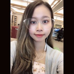 Meet your Posher, Nhung